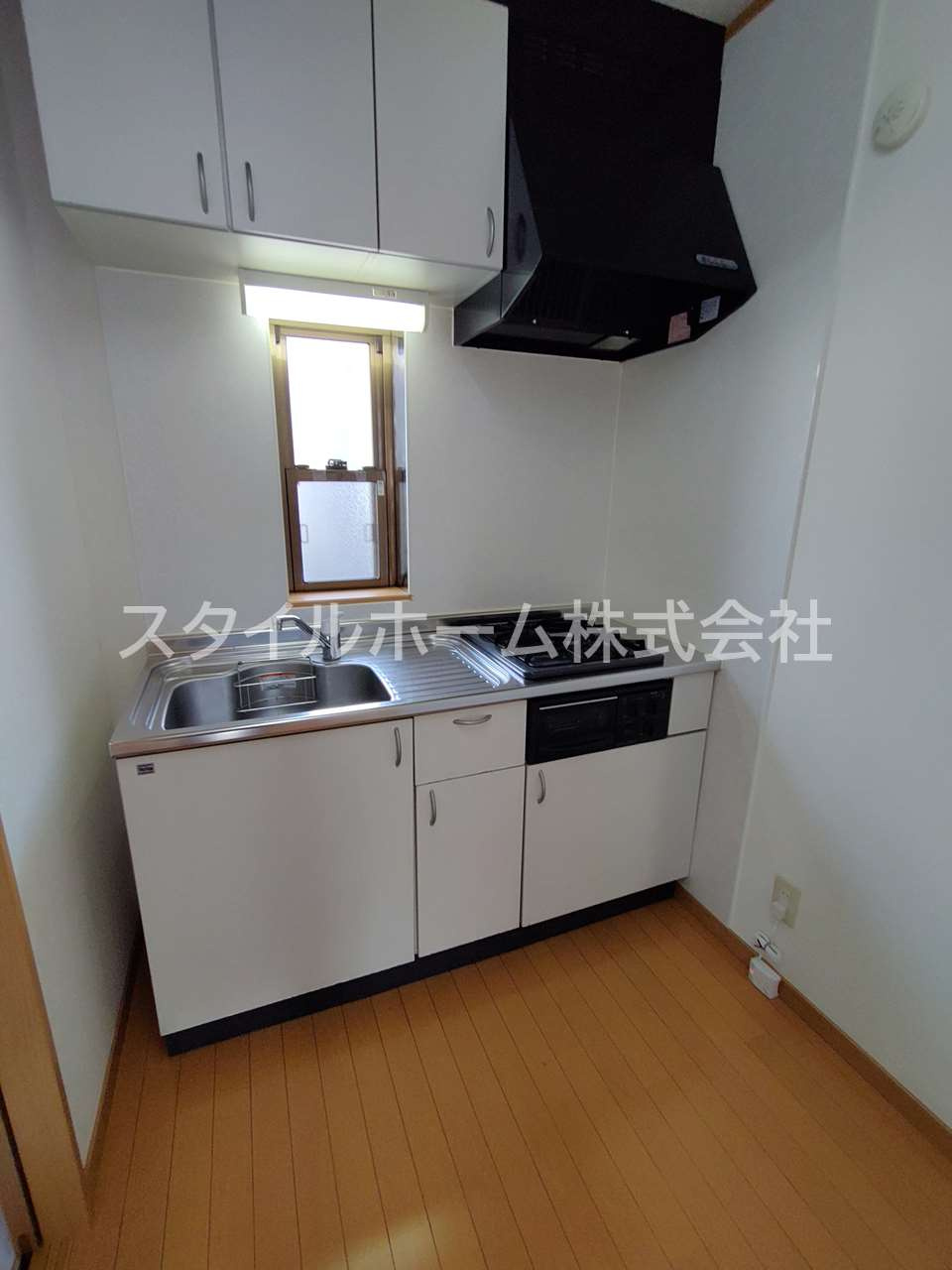 ミューズイン花中Aのキッチン|別部屋写真です。