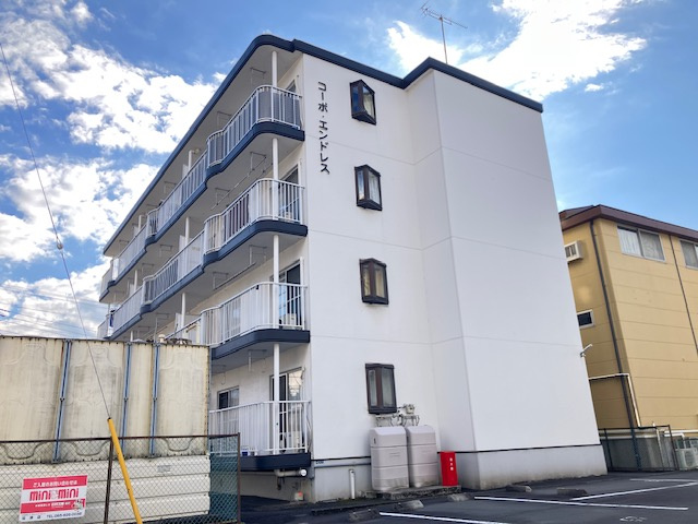 コーポエンドレスの外観