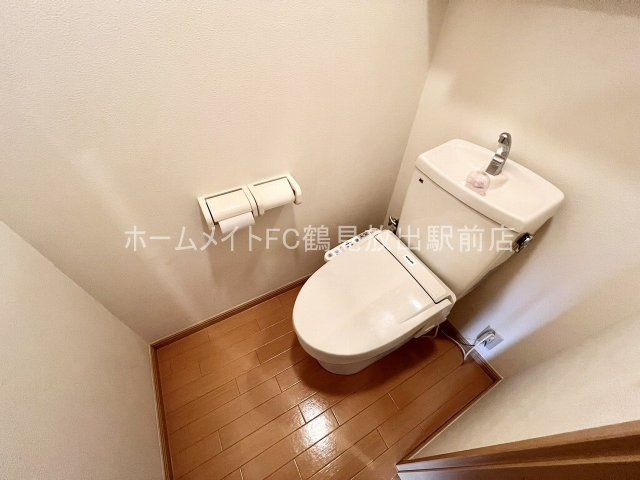 大阪市鶴見区鶴見４丁目の賃貸マンションのトイレ