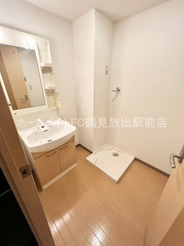 大阪市鶴見区鶴見４丁目の賃貸マンションの洗面所