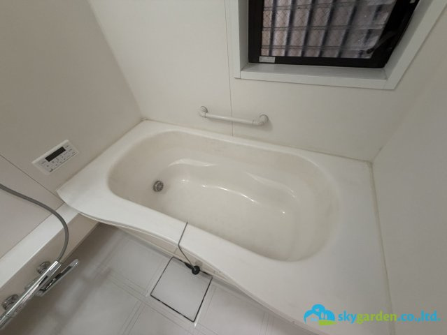 平塚市高根2丁目　中古戸建の浴室