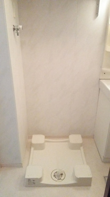 【洗面所】 | ロイヤルクレッセント西登戸参番館 | ※同物件・同タイプの写真です。