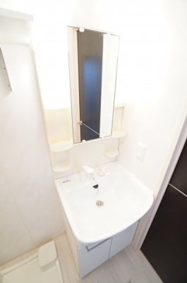 【独立洗面台】 | ロイヤルクレッセント西登戸参番館 | ※同物件・同タイプの写真です。※同物件・同タイプの写真です。