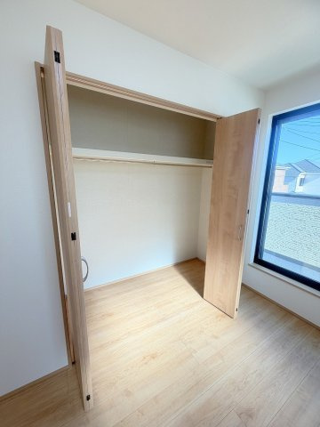 三郷市番匠免1丁目　新築戸建　全5棟　B号棟の居間・リビング|同施工会社の参考写真になります。