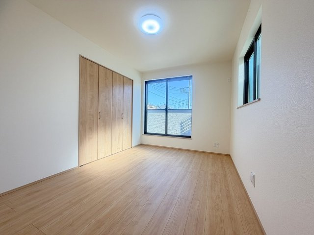 三郷市番匠免1丁目　新築戸建　全5棟　B号棟の洋室|同施工会社の参考写真になります。