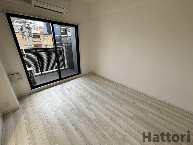 M-RESIDENCE新大阪Gardenの居間・リビング