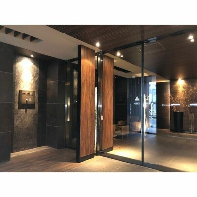 【ロビー】 | スパシエソリデ世田谷砧