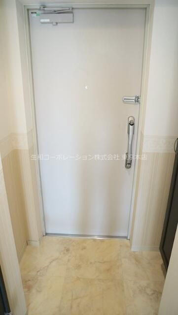 コウジーコート（東京）の玄関