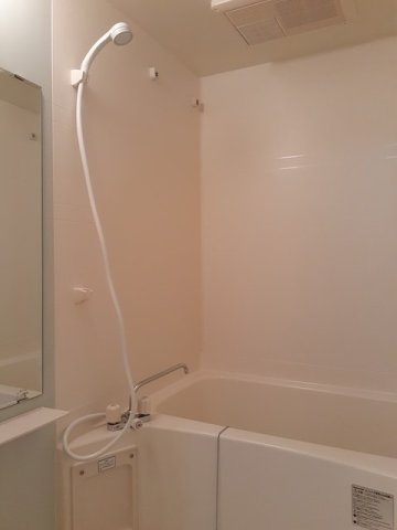 レスト・ＢＭ　Ⅴの浴室