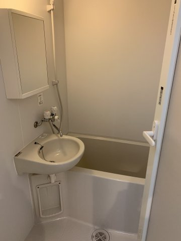 【浴室】 | ファミーユＴＡＫＡＤＡ