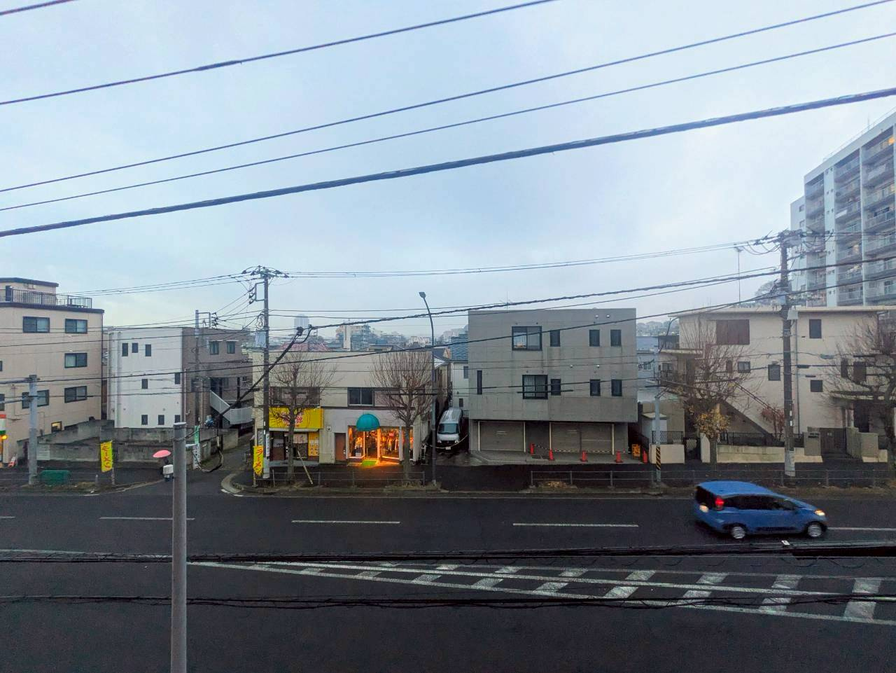 磯子川辺ビルの展望