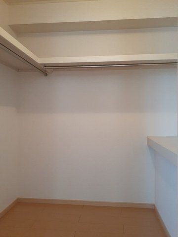 ネオシティ葵Ｂの収納