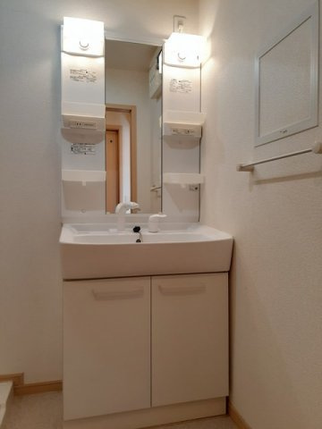 ネオシティ葵Ｂの洗面所