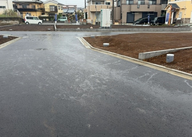 【外観】 | 物件の詳細については、現地を見てわかること以外に、役所や法務局などで調べないとわからないことがあります。そのため、現地に行く場合は、もしこの物件を買ったらどのような生活ができるかをイメージしましょう。