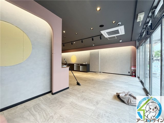 プラスパ西明石の内装