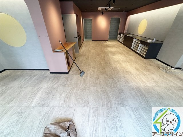 プラスパ西明石の内装