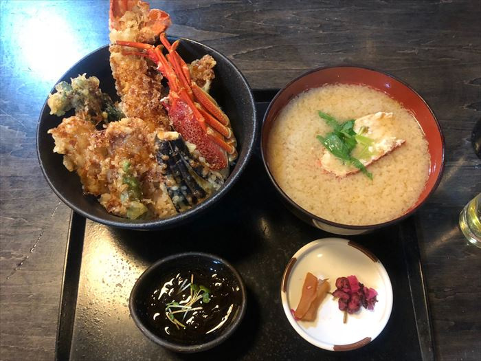 浜ゆう伊勢えび天丼