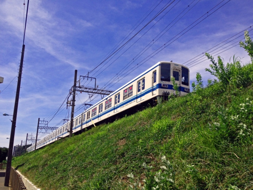 かしわ台駅の電車