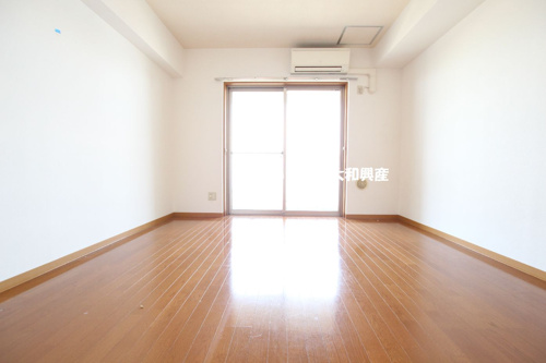 フェリシティＭＩＮＯＷＡ