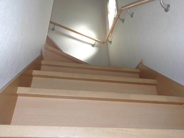 二階建ての階段