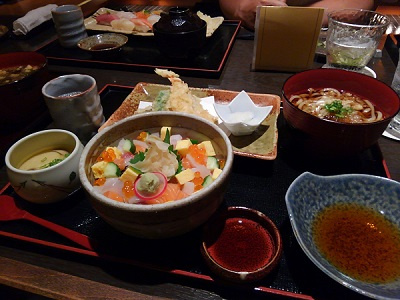 さくらの不動産_寿司ランチ