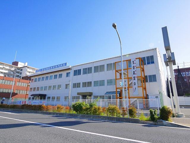 奈良理容美容専門学校