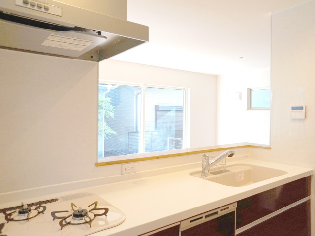 賃貸マンションの3口キッチン