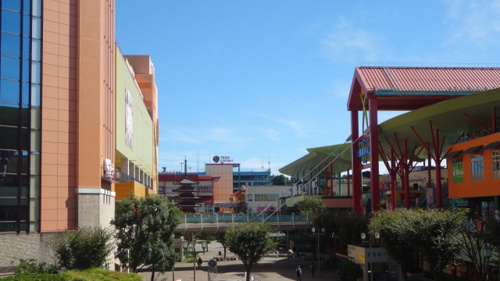 リニューアル工事中の海老名駅