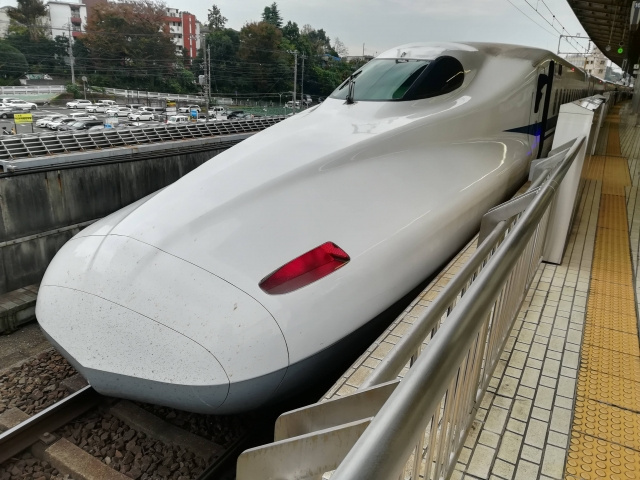 新幹線が見られる! 二俣川二丁目公園について|町田・日暮里・横浜