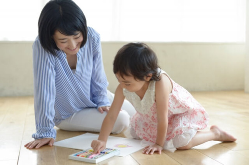 旭区の「ひなたぼっこ」を利用する子ども
