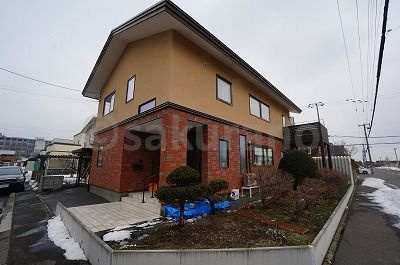 さくらの不動産手稲店_私設図書館のような住まい。 手稲区前田エリアの物件『戸建(手稲区前田6条16丁目)』【中編】