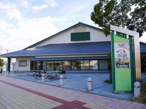 ラッキーやまと小泉店画像