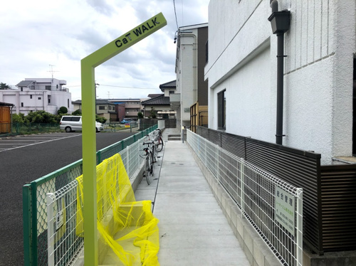 CaT WALKの物件名ポール