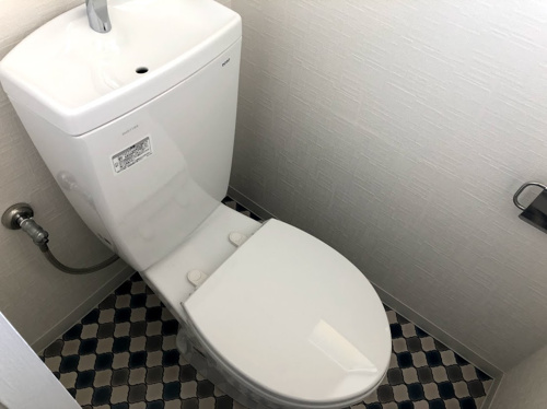 賃貸物件のトイレのリフォーム（アフター）