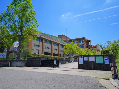 大和郡山市立郡山東中学校（こおりやまひがしちゅうがっこう）画像
