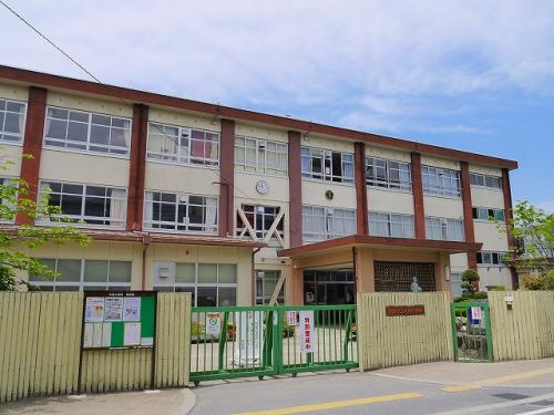 奈良市立大宮小学校（おおみやしょうがっこう）画像