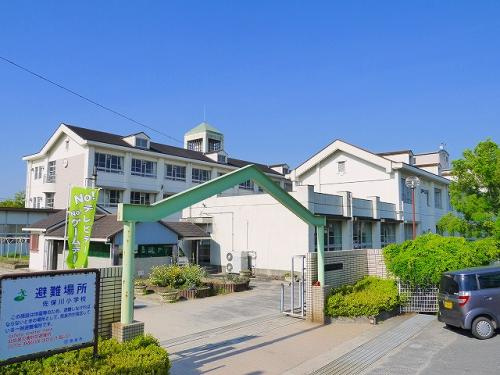 奈良市立佐保川小学校（さほがわしょうがっこう）画像