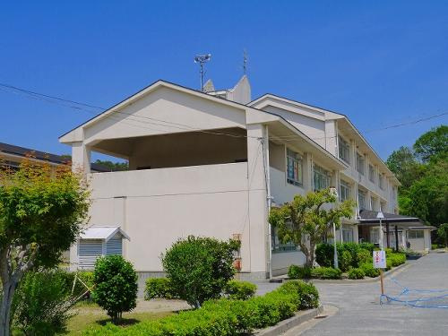 奈良市立鼓阪北小学校（つざかきたしょうがっこう）画像