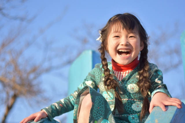 船堀スポーツ公園で遊ぶ子ども