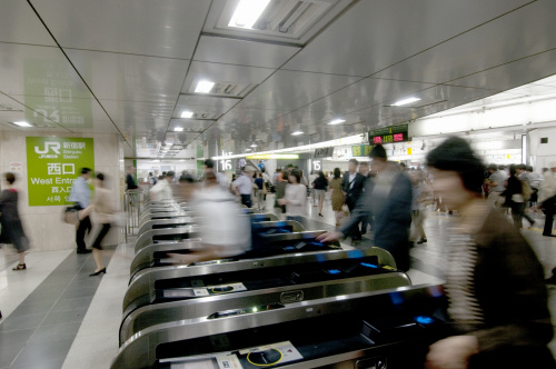 西長堀駅周辺は治安がよく夜でも歩きやすいまち