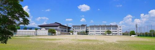 大和郡山市立片桐中学校（かたぎりちゅうがっこう）画像