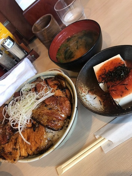 さくらの不動産手稲店_十勝豚丼いっぴん札幌手稲店