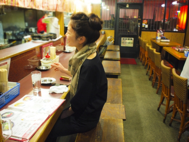 猫と遊べてお酒も飲める！新橋の癒し空間（2）てまり家庭料理