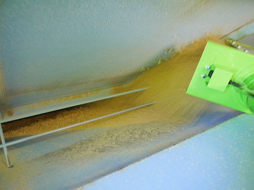 食プロジェクト稲刈り画像