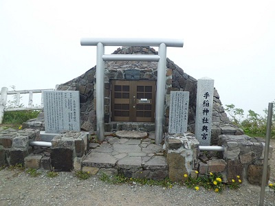 さくらの不動産手稲店_手稲山の山頂には手稲神社奥宮