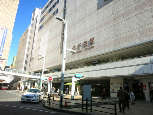 女性の一人暮らしにおすすめの街・野田阪神駅に似ているのは東京都北千住駅