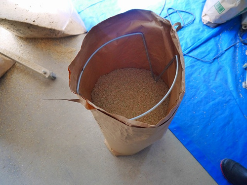 食プロジェクト籾摺り（もみすり）画像