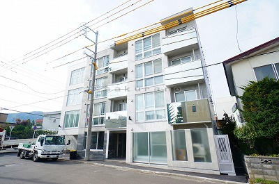 さくらの不動産手稲店_【2019年9月築】洗練されたデザイナーズ。 JR手稲駅エリアの物件『ソティーヌ手稲』【前編】