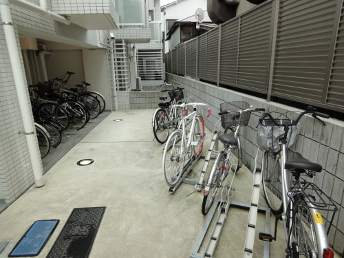 ブライズ新宿中井　駐輪場