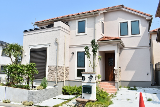 どっちを購入すべき 新築一戸建てと中古一戸建てのメリット デメリット 千葉市の新築一戸建て ファミリホーム どっちを購入すべき 新築一戸建てと中古一戸建てのメリット デメリット 千葉市の新築一戸建て ファミリホーム